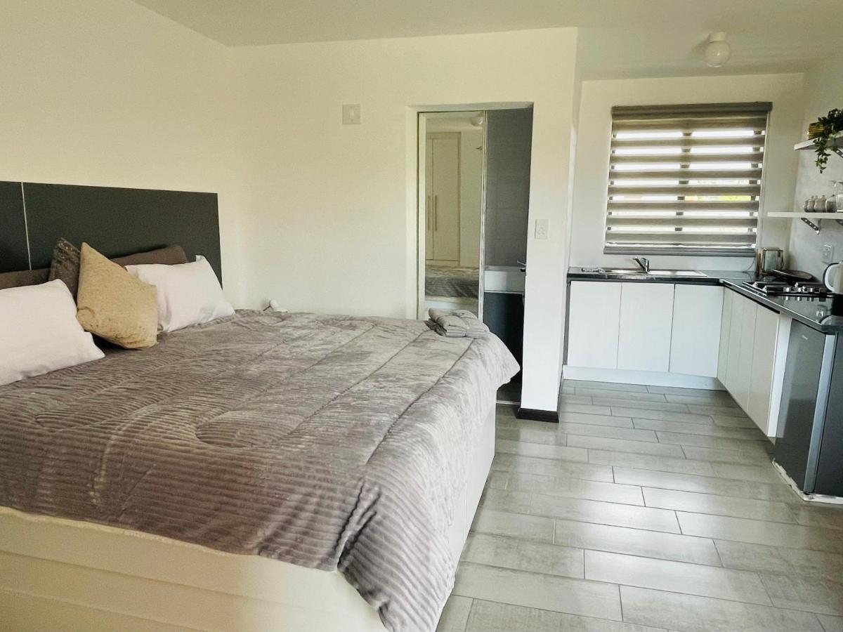 Moh Ville Guest House มาเซรู ภายนอก รูปภาพ
